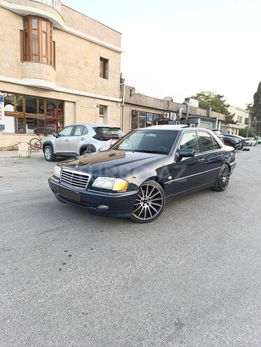 Mercedes C 230 1998, 285,000 km - 2.3 l - Bakı