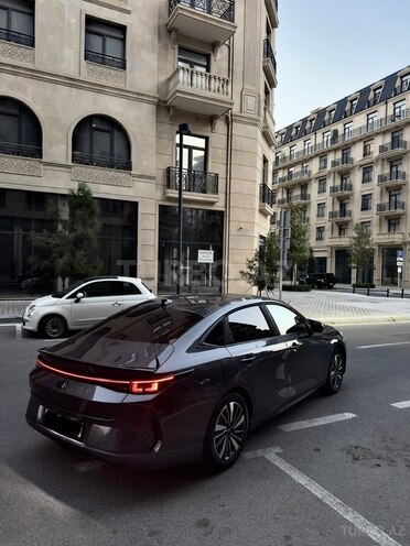 Changan Qiyuan A05 2025, 2,000 km - 1.5 l - Bakı