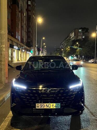 Changan  2025, 35 km - 1.5 l - Bakı