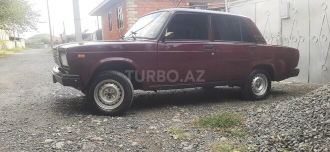 LADA (VAZ) 2107 2003, 56,000 km - 1.6 l - Qax