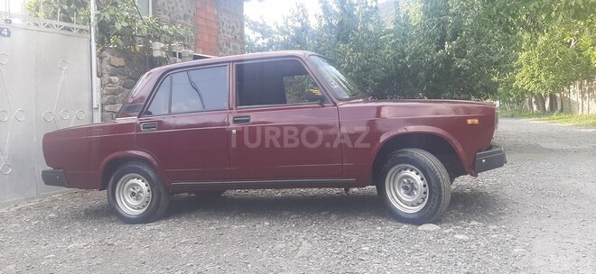 LADA (VAZ) 2107 2003, 56,000 km - 1.6 l - Qax