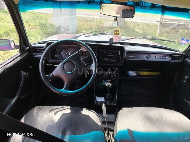 LADA (VAZ) 2107 2003, 56,000 km - 1.6 l - Qax