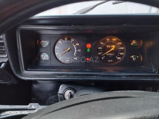 LADA (VAZ) 2107 2003, 56,000 km - 1.6 l - Qax