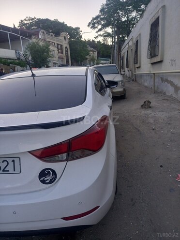 Hyundai Avante 2015, 250,000 km - 1.6 l - Bakı