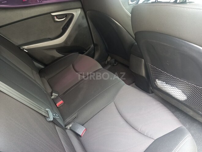 Hyundai Avante 2015, 250,000 km - 1.6 l - Bakı