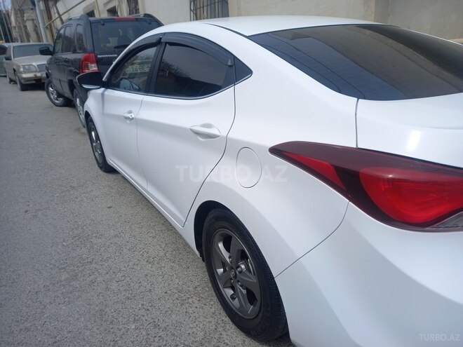 Hyundai Avante 2015, 250,000 km - 1.6 l - Bakı