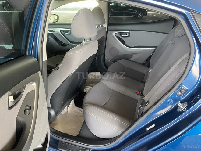 Hyundai Elantra 2015, 108,000 km - 1.8 л - Bakı