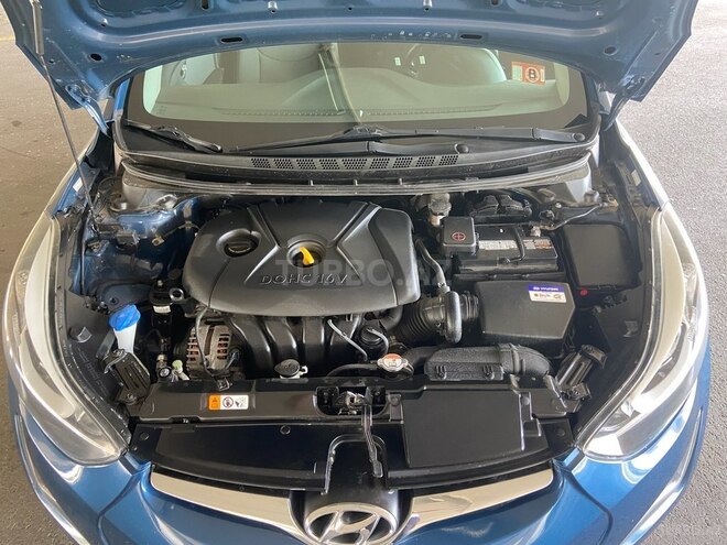 Hyundai Elantra 2015, 108,000 km - 1.8 л - Bakı
