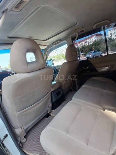 Mitsubishi Pajero 2004, 276,000 km - 3.0 l - Bakı