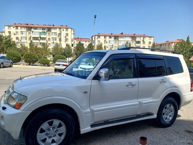 Mitsubishi Pajero 2004, 276,000 km - 3.0 l - Bakı