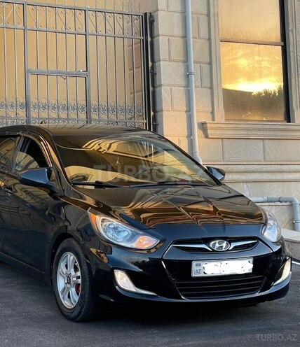 Hyundai Accent 2013, 270,000 km - 1.6 l - Sumqayıt
