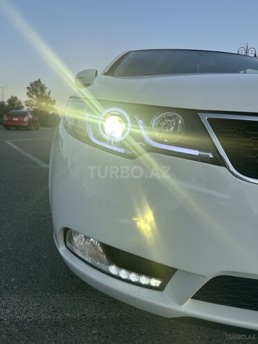 Kia Cerato 2011, 256,274 km - 2.0 l - Sumqayıt