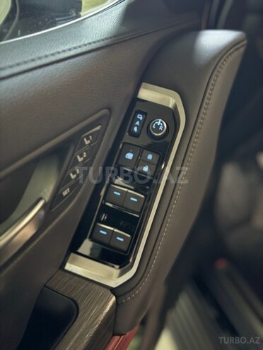 Toyota Land Cruiser 2022, 30,000 km - 3.5 л - Bakı