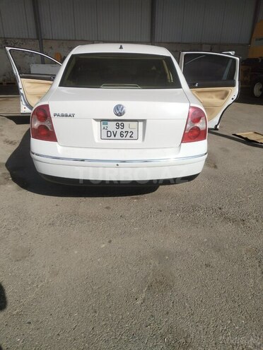Volkswagen Passat 2002, 295,947 km - 1.8 l - Tovuz