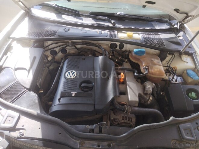 Volkswagen Passat 2002, 295,947 km - 1.8 l - Tovuz