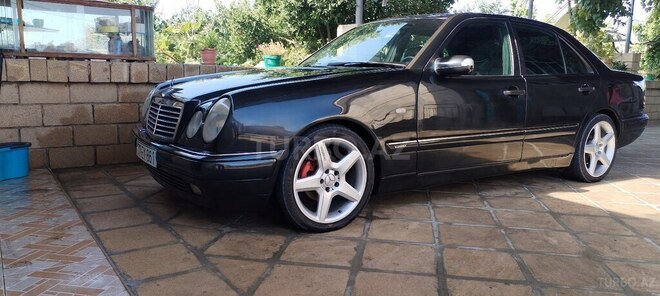 Mercedes E 230 1996, 400,000 km - 2.3 l - Neftçala