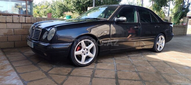 Mercedes E 230 1996, 400,000 km - 2.3 l - Neftçala