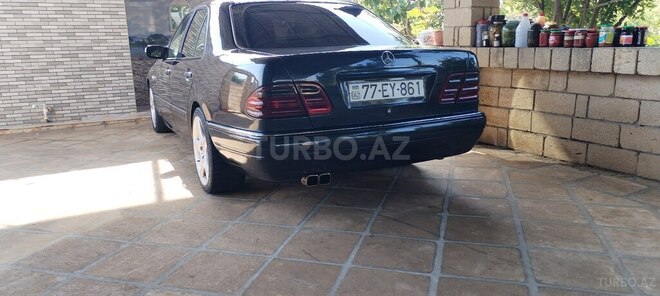 Mercedes E 230 1996, 400,000 km - 2.3 l - Neftçala