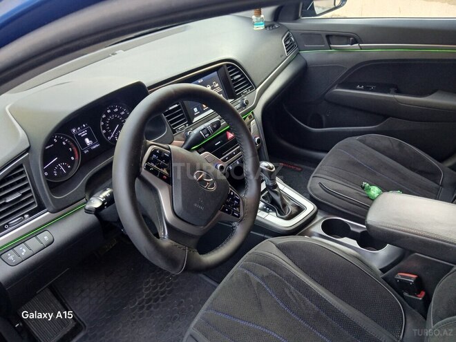 Hyundai Elantra 2016, 119,000 km - 2.0 l - Bakı