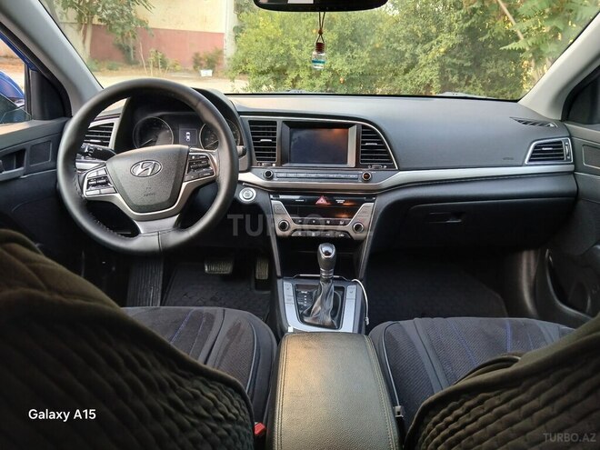 Hyundai Elantra 2016, 119,000 km - 2.0 l - Bakı