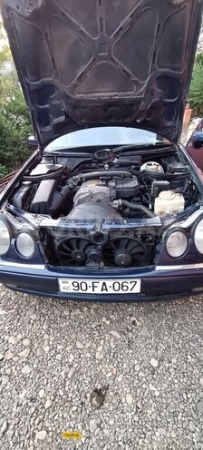 Mercedes E 200 1995, 285,000 km - 2.0 l - Lənkəran