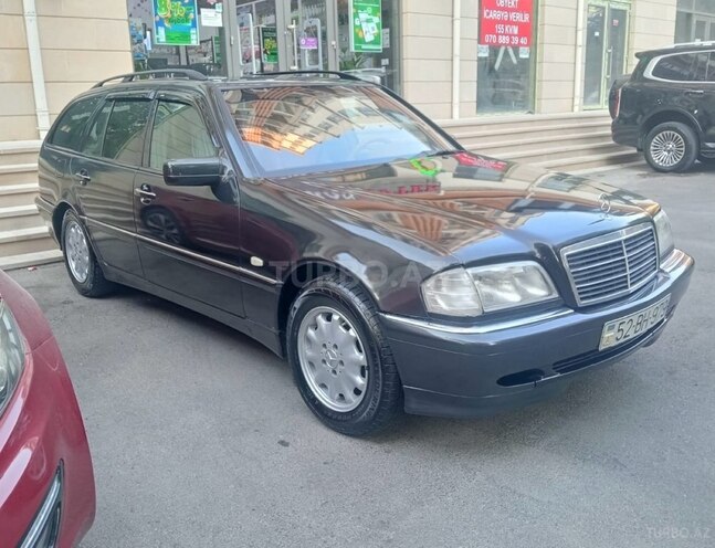 Mercedes C 220 2000, 320,000 km - 2.1 l - Bakı