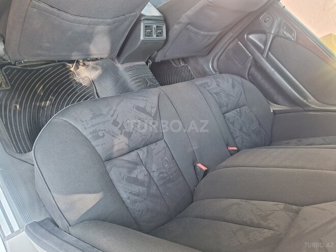 Mercedes E 220 1997, 355,000 km - 2.2 l - Bakı