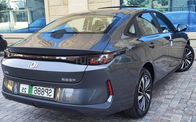 Changan Qiyuan A05 2025, 0 km - 1.5 л - Bakı