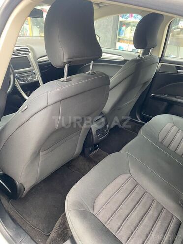 Ford Fusion (North America) 2017, 199,000 km - 2.0 л - Bakı