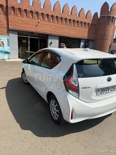 Toyota Aqua 2018, 93,000 km - 1.5 l - Gəncə
