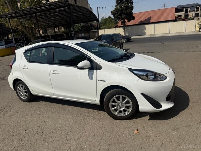 Toyota Aqua 2018, 93,000 km - 1.5 l - Gəncə