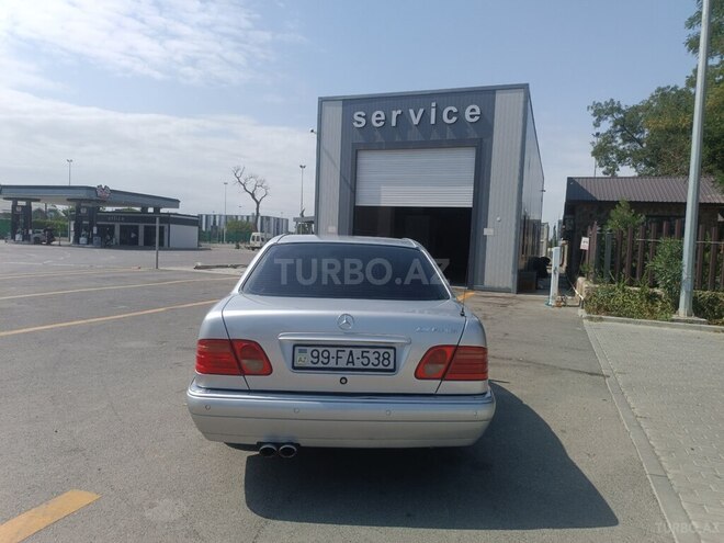 Mercedes E 240 1999, 416,212 km - 2.4 л - Xudat