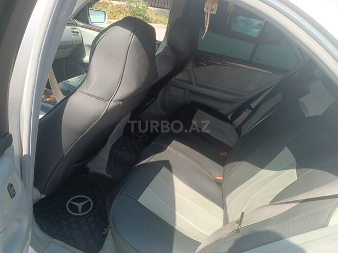 Mercedes E 240 1999, 416,212 km - 2.4 л - Xudat