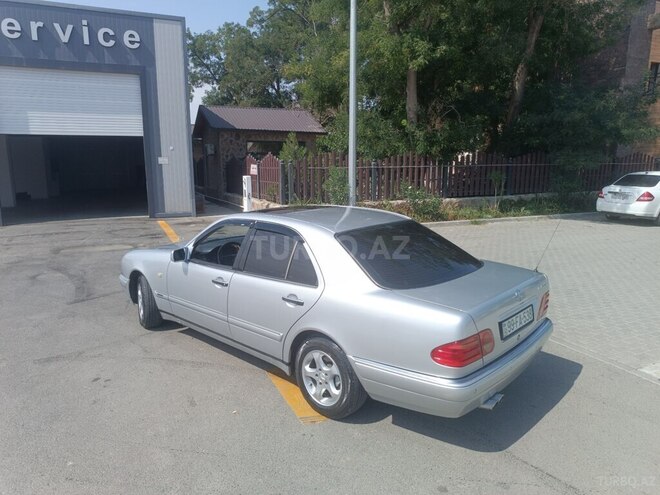 Mercedes E 240 1999, 416,212 km - 2.4 л - Xudat