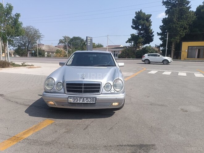 Mercedes E 240 1999, 416,212 km - 2.4 л - Xudat