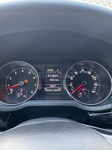 Volkswagen Passat 2017, 136,969 km - 1.8 л - Bakı