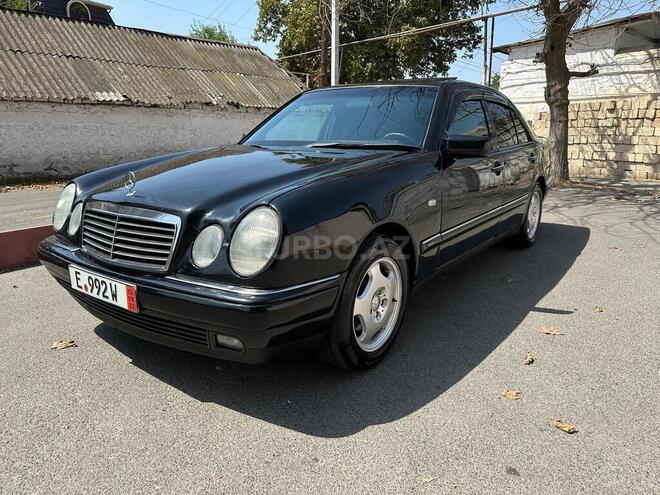 Mercedes E 200 1997, 302,000 km - 2.0 l - Ağdaş