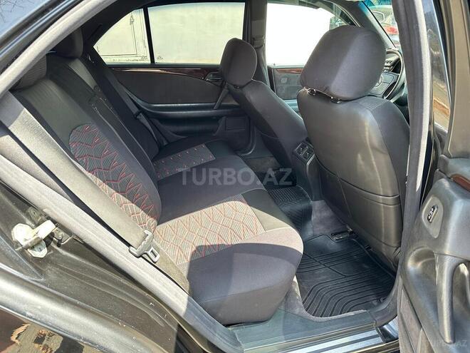 Mercedes E 200 1997, 302,000 km - 2.0 l - Ağdaş