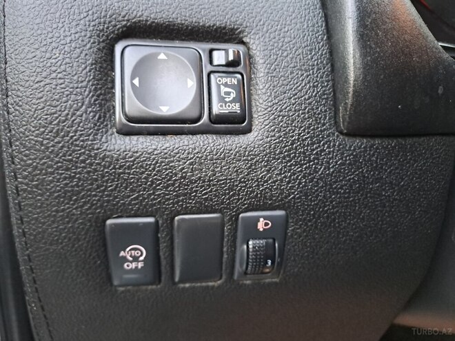 Nissan Latio 2013, 124,243 km - 1.2 l - Sumqayıt