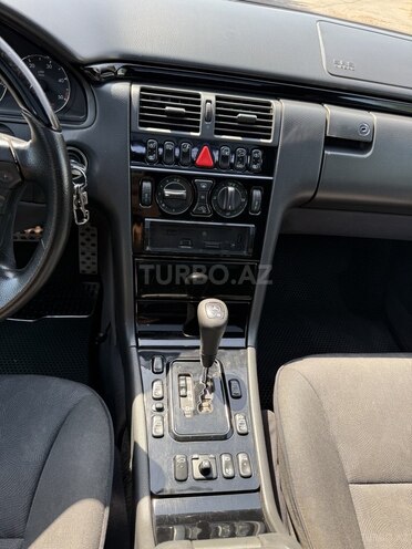 Mercedes E 270 2000, 565,000 km - 2.7 l - Bakı