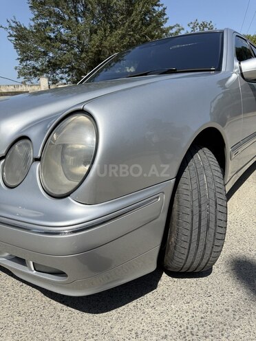 Mercedes E 270 2000, 565,000 km - 2.7 l - Bakı