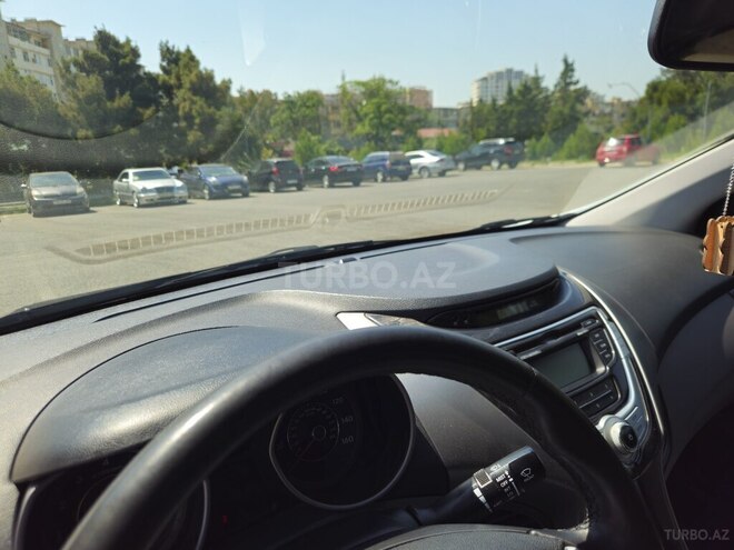 Hyundai Elantra 2011, 184,686 km - 1.8 l - Bakı