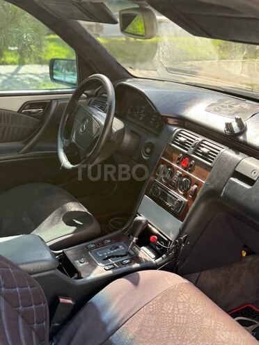 Mercedes E 200 1996, 385,429 km - 2.0 л - Bakı