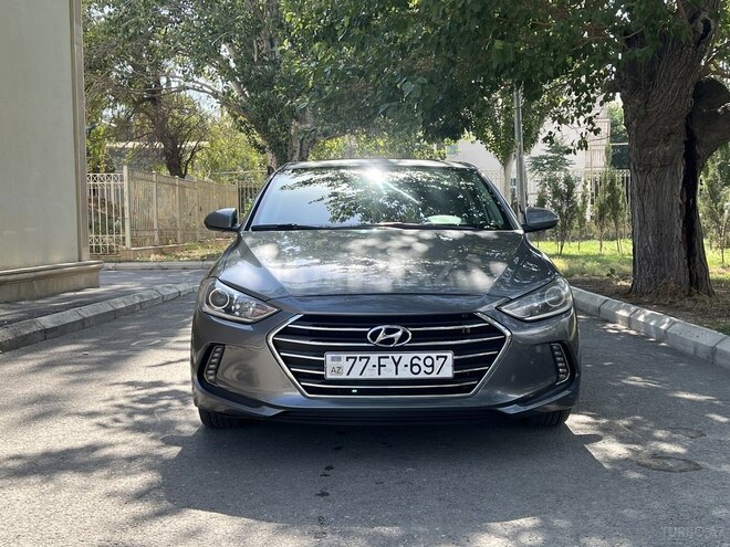 Hyundai Elantra 2018, 95,000 km - 2.0 л - Bakı