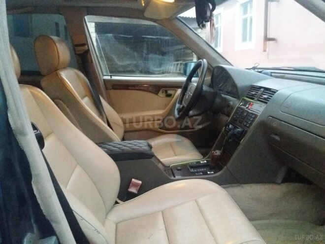 Mercedes C 220 1995, 289,927 km - 2.2 л - Bakı