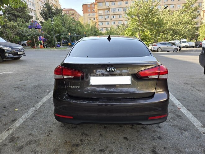 Kia Forte 2016, 143,232 km - 2.0 л - Bakı