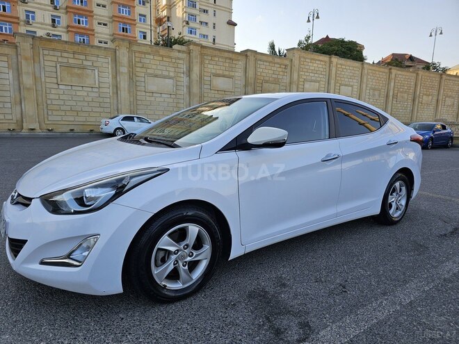 Hyundai Avante 2015, 135,000 km - 1.6 л - Bakı