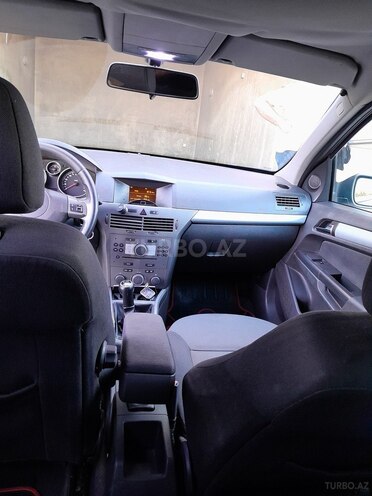 Opel Astra 2006, 400,000 km - 1.3 l - Bakı