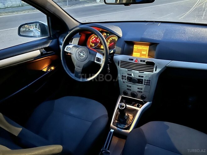 Opel Astra 2007, 325,800 km - 1.3 l - Bakı