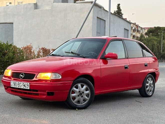 Opel Astra 1997, 215,367 km - 1.6 l - Xırdalan